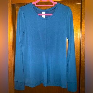 Aria Scoop-neck Long Sleeve
